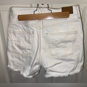 American eagle 90’s boyfriend shorts size Womans 4